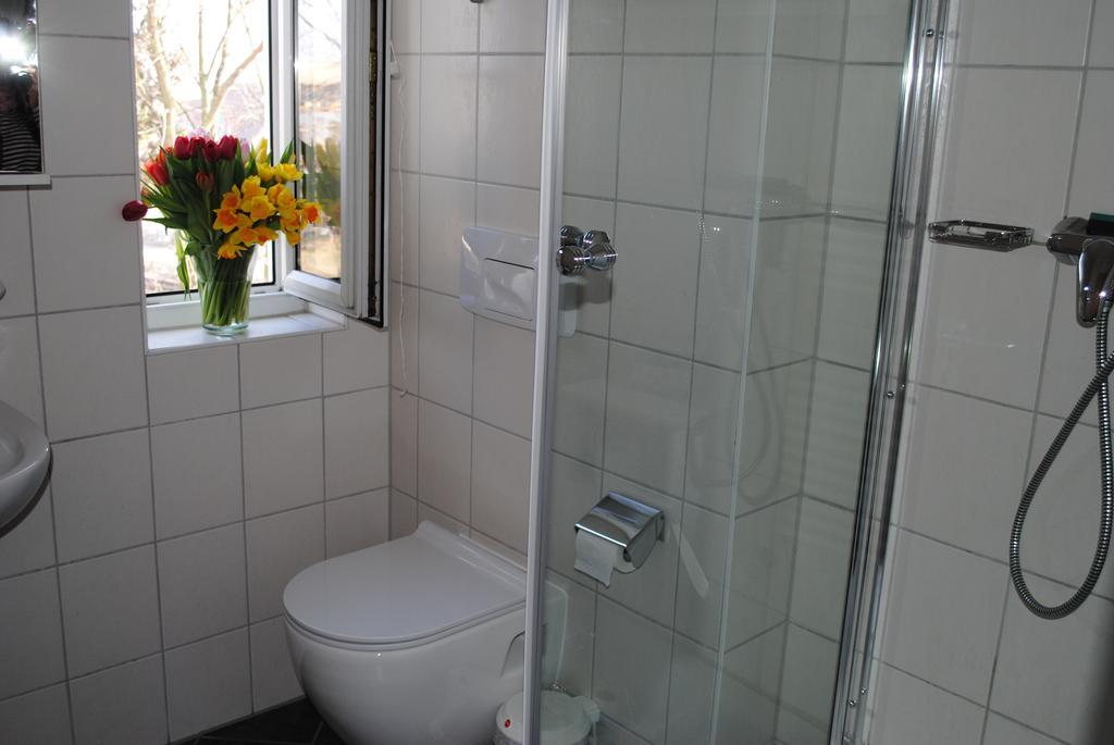 Apartment Yachthafentraum In 2 Minuten Am Seebruecke Yachthafen Kuehlungsborn