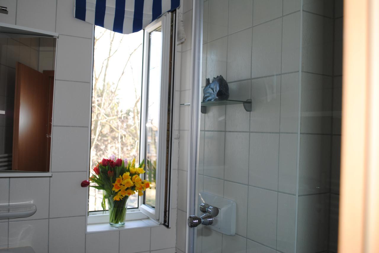 Yachthafentraum In 2 Minuten Am Seebruecke Yachthafen Apartment Kuehlungsborn
